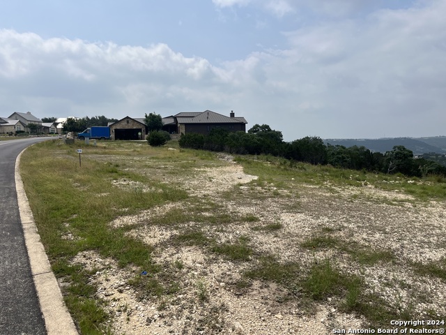 Image 11 of 17 For 121r Hannah Ln