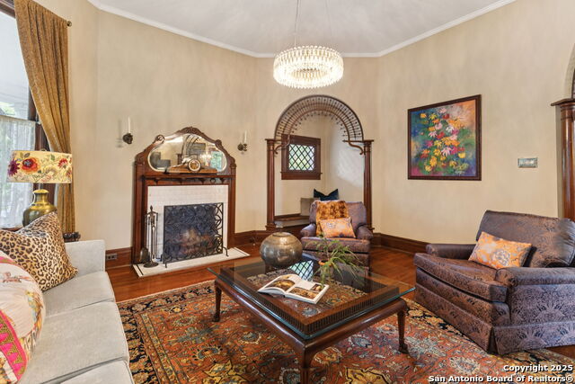 Image 13 of 48 For 402 Madison  