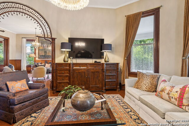 Image 15 of 48 For 402 Madison  