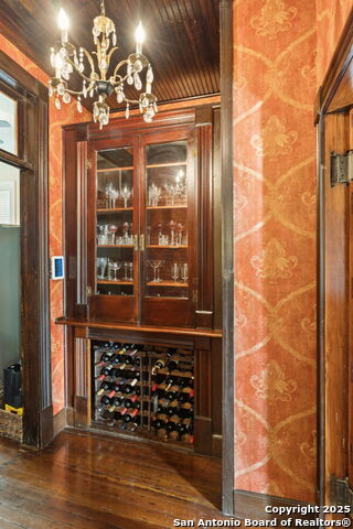 Image 20 of 48 For 402 Madison  