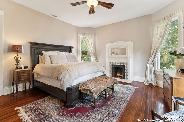 Image 28 of 48 For 402 Madison  