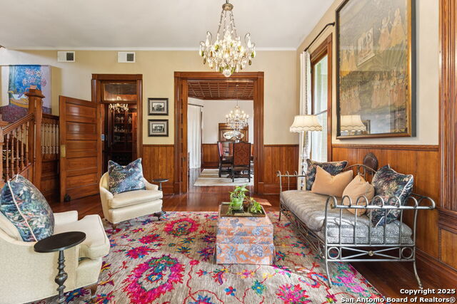 Image 8 of 48 For 402 Madison  