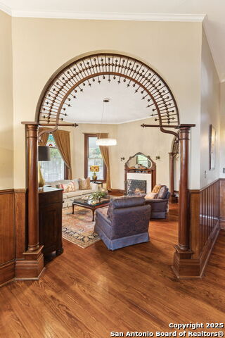 Image 9 of 48 For 402 Madison  