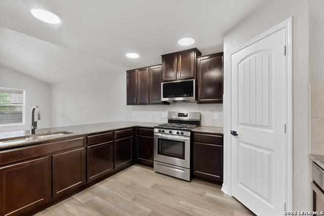 Image 11 of 43 For 5506 Toledo Breeze