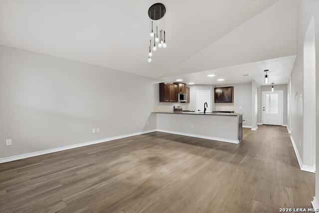 Image 7 of 43 For 5506 Toledo Breeze