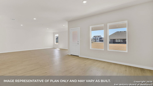 Image 11 of 29 For 383 Kolbo Crossing Cove