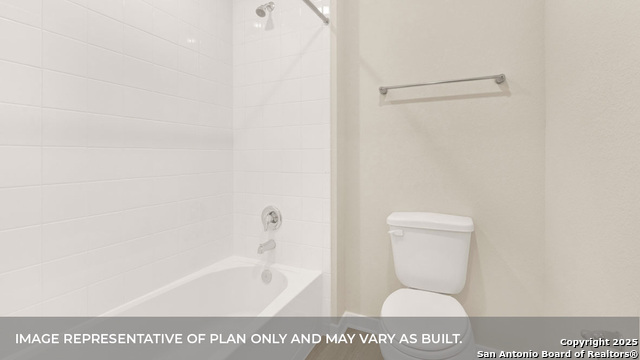 Image 6 of 29 For 383 Kolbo Crossing Cove