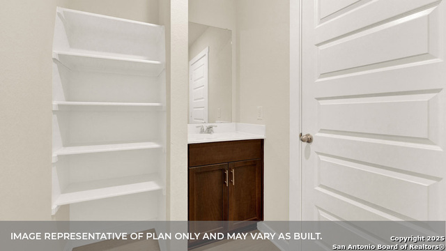 Image 7 of 29 For 383 Kolbo Crossing Cove