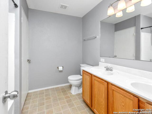 Image 17 of 26 For 107 Venezia  