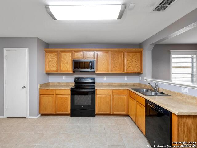 Image 5 of 26 For 107 Venezia  