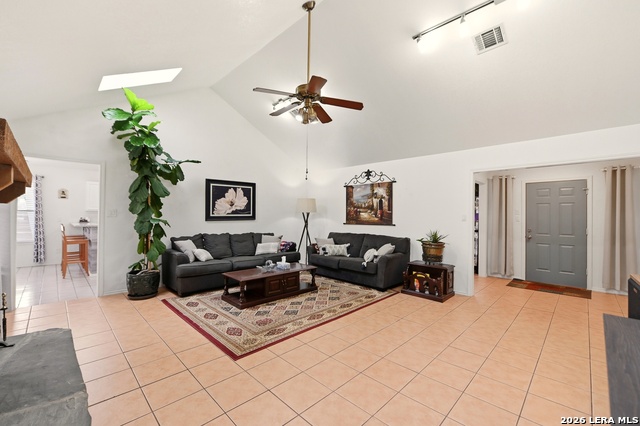 Listing photo id 14 for 561 County Road 785