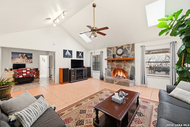 Listing photo id 16 for 561 County Road 785