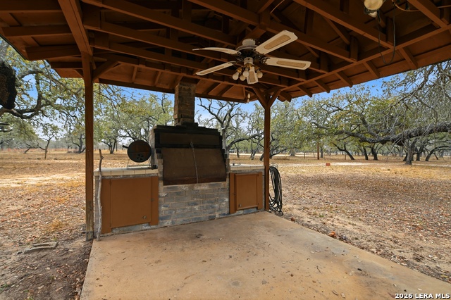 Listing photo id 41 for 561 County Road 785