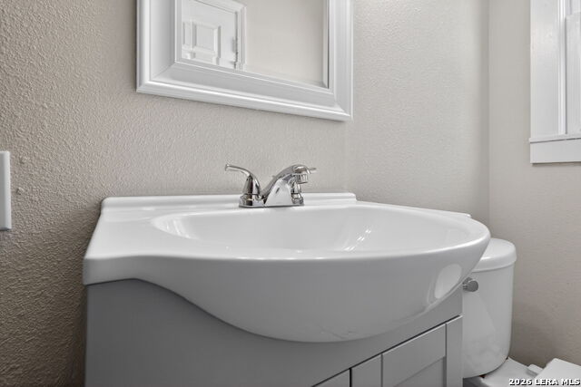 Image 31 of 40 For 1823 Edison  