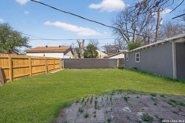 Image 38 of 40 For 1823 Edison  