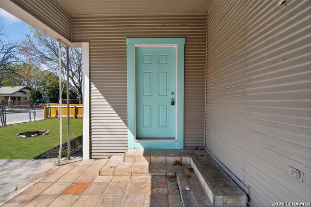 Image 4 of 40 For 1823 Edison  