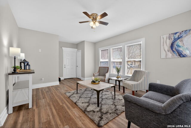 Image 7 of 40 For 1823 Edison  