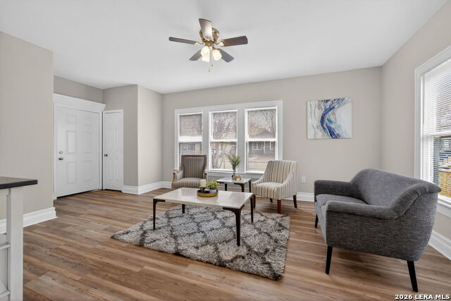 Image 8 of 40 For 1823 Edison  