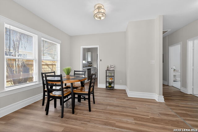 Image 9 of 40 For 1823 Edison  