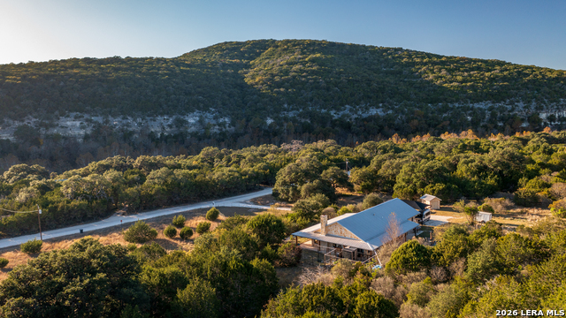 Image 30 of 50 For 2269 Old Rocksprings Rd