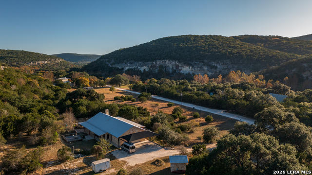 Image 31 of 50 For 2269 Old Rocksprings Rd