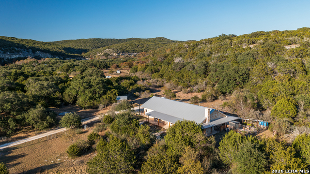 Image 5 of 50 For 2269 Old Rocksprings Rd