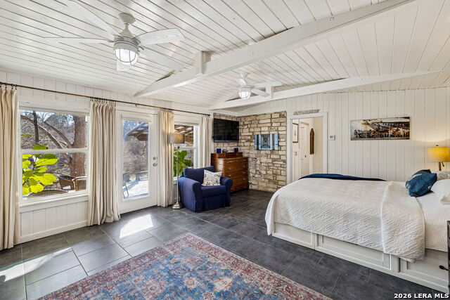 Listing photo id 15 for 1520 Rocky River