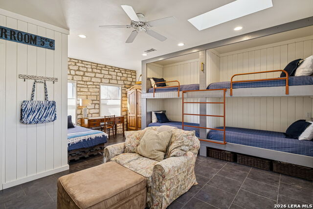 Listing photo id 22 for 1520 Rocky River