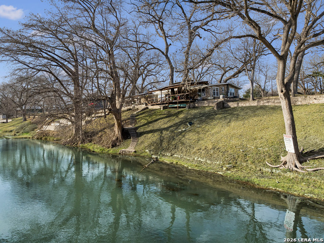 Listing photo id 2 for 1520 Rocky River