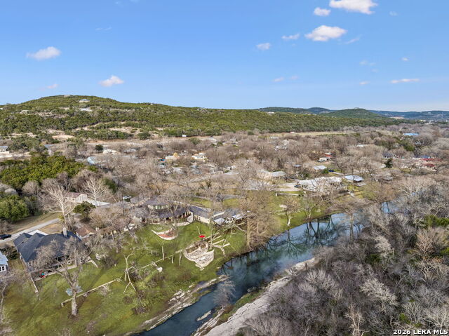 Listing photo id 5 for 1520 Rocky River