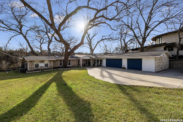 Listing photo id 6 for 1520 Rocky River