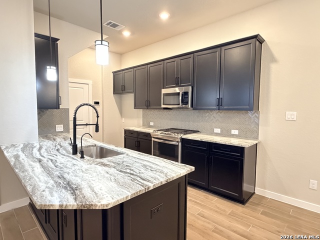 Image 5 of 28 For 5843 Whitby Rd Unit 30