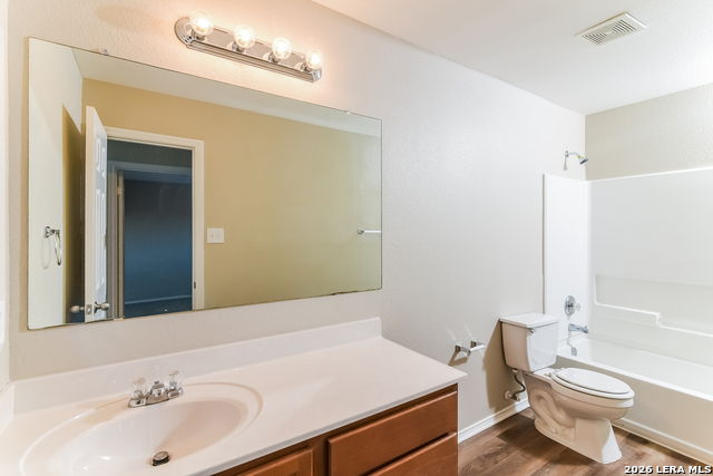 Image 12 of 15 For 8422 Silver Brush