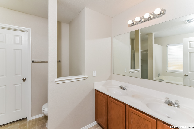 Image 13 of 15 For 8422 Silver Brush