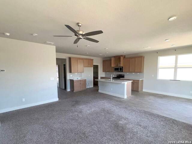 Image 2 of 13 For 7164 Walkers Loop