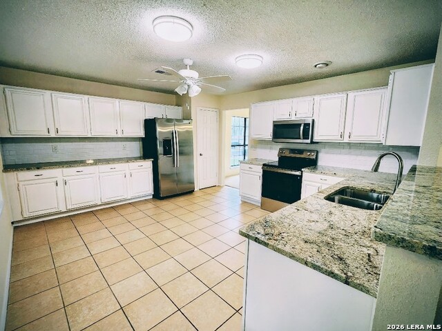 Image 11 of 38 For 1019 Hedgestone