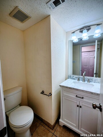 Image 16 of 38 For 1019 Hedgestone