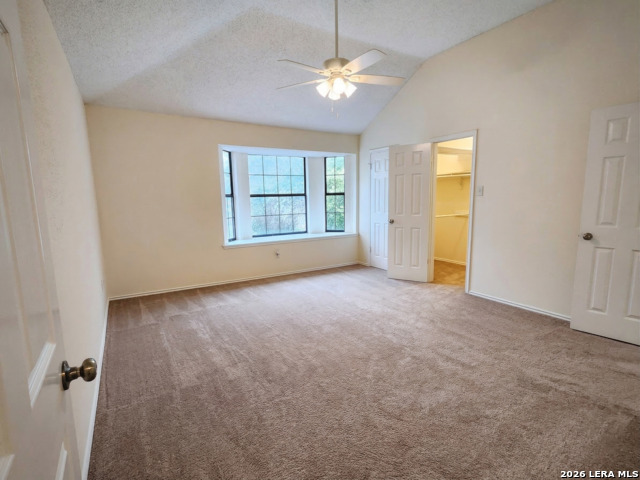 Image 23 of 38 For 1019 Hedgestone