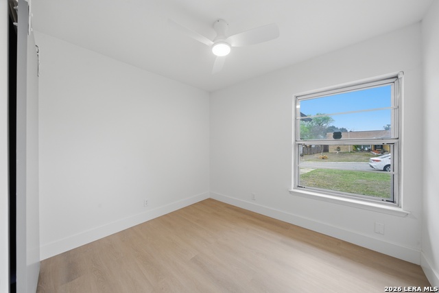 Image 11 of 21 For 1042 Lemon Tree