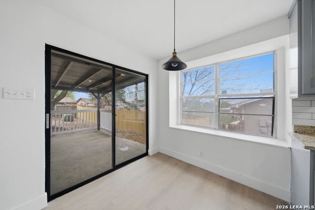 Image 17 of 21 For 1042 Lemon Tree