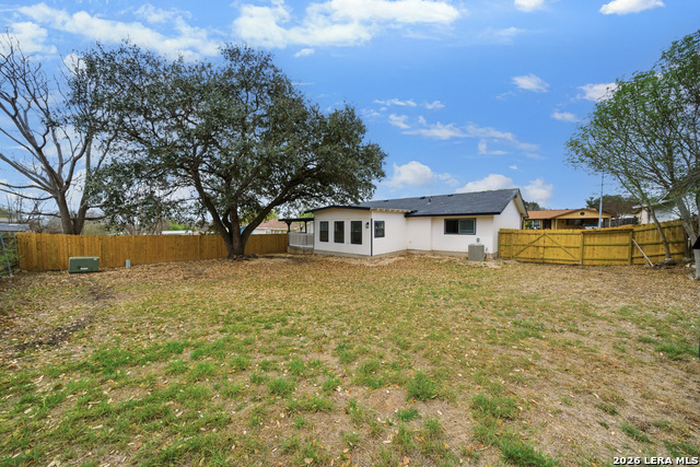 Image 19 of 21 For 1042 Lemon Tree