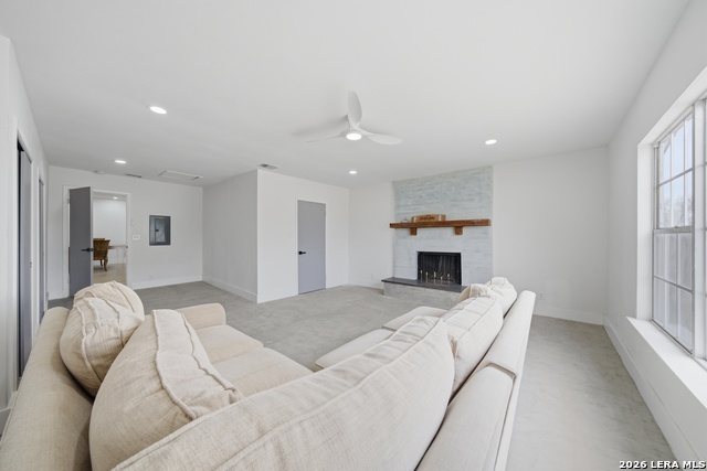 Image 8 of 21 For 1042 Lemon Tree