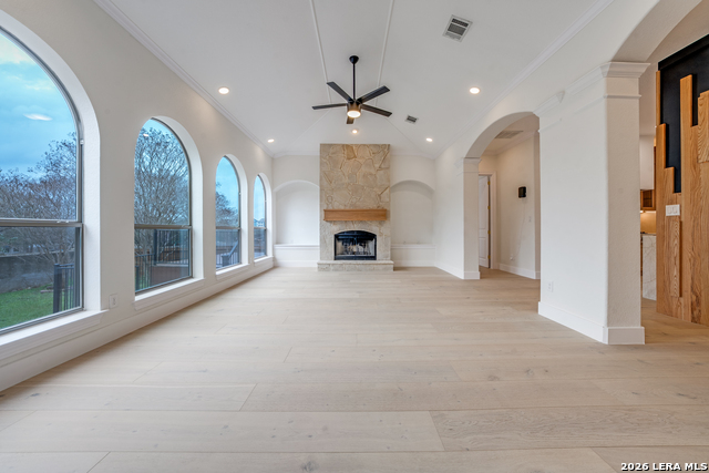 Image 19 of 53 For 23819 Golf Bridge