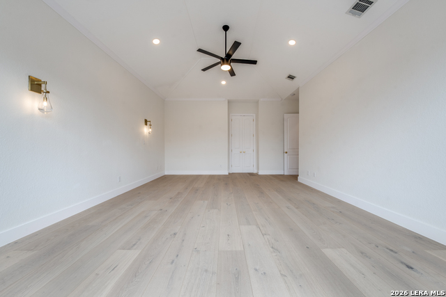 Image 25 of 53 For 23819 Golf Bridge