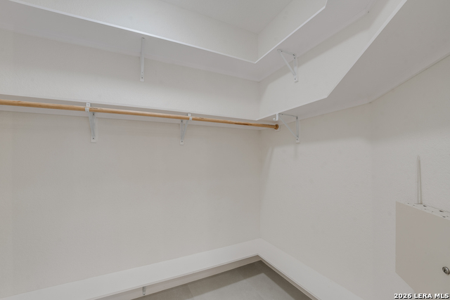 Image 28 of 53 For 23819 Golf Bridge