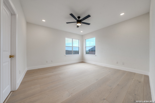 Image 31 of 53 For 23819 Golf Bridge