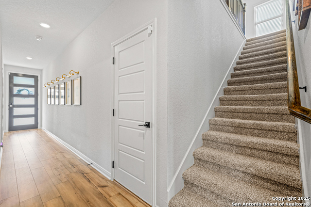 Image 12 of 46 For 25826 Marigold Oaks