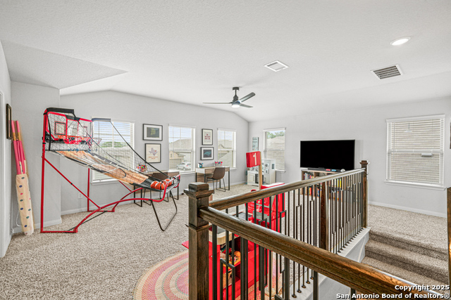 Image 35 of 46 For 25826 Marigold Oaks