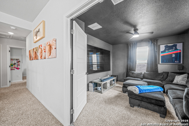 Image 36 of 46 For 25826 Marigold Oaks