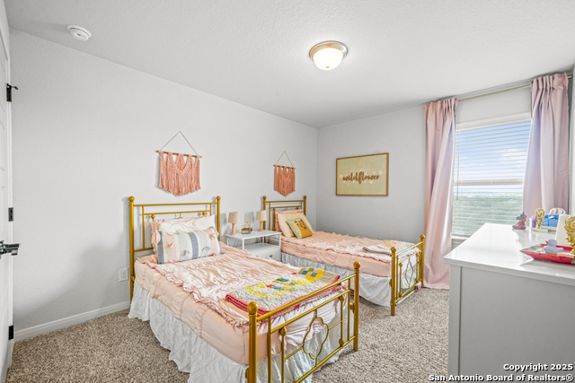 Image 39 of 46 For 25826 Marigold Oaks